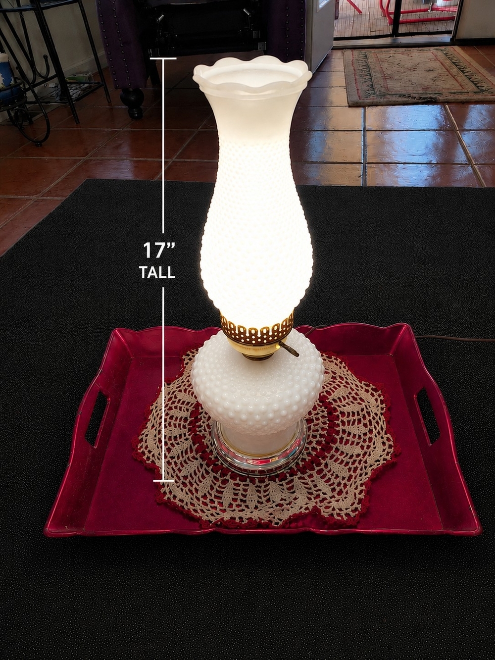 Vintge White Hobnail Milk Glass Table Lamp